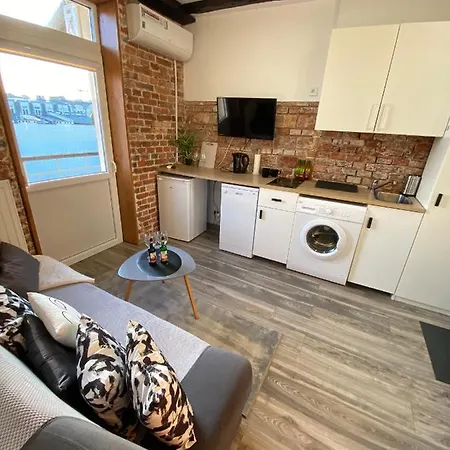 High Five Krakow Apartment Exterior photo